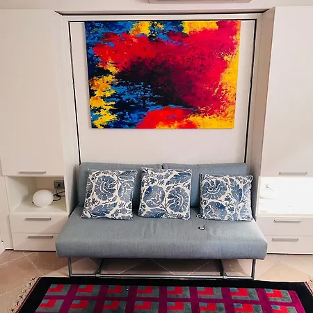 Comecasa Two-bedroom House On The Harbor Saint-Tropez