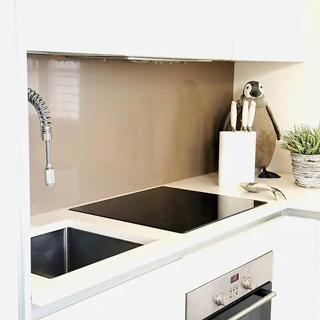 شقة Comecasa Two-bedroom House On The Harbor سان تروبيه